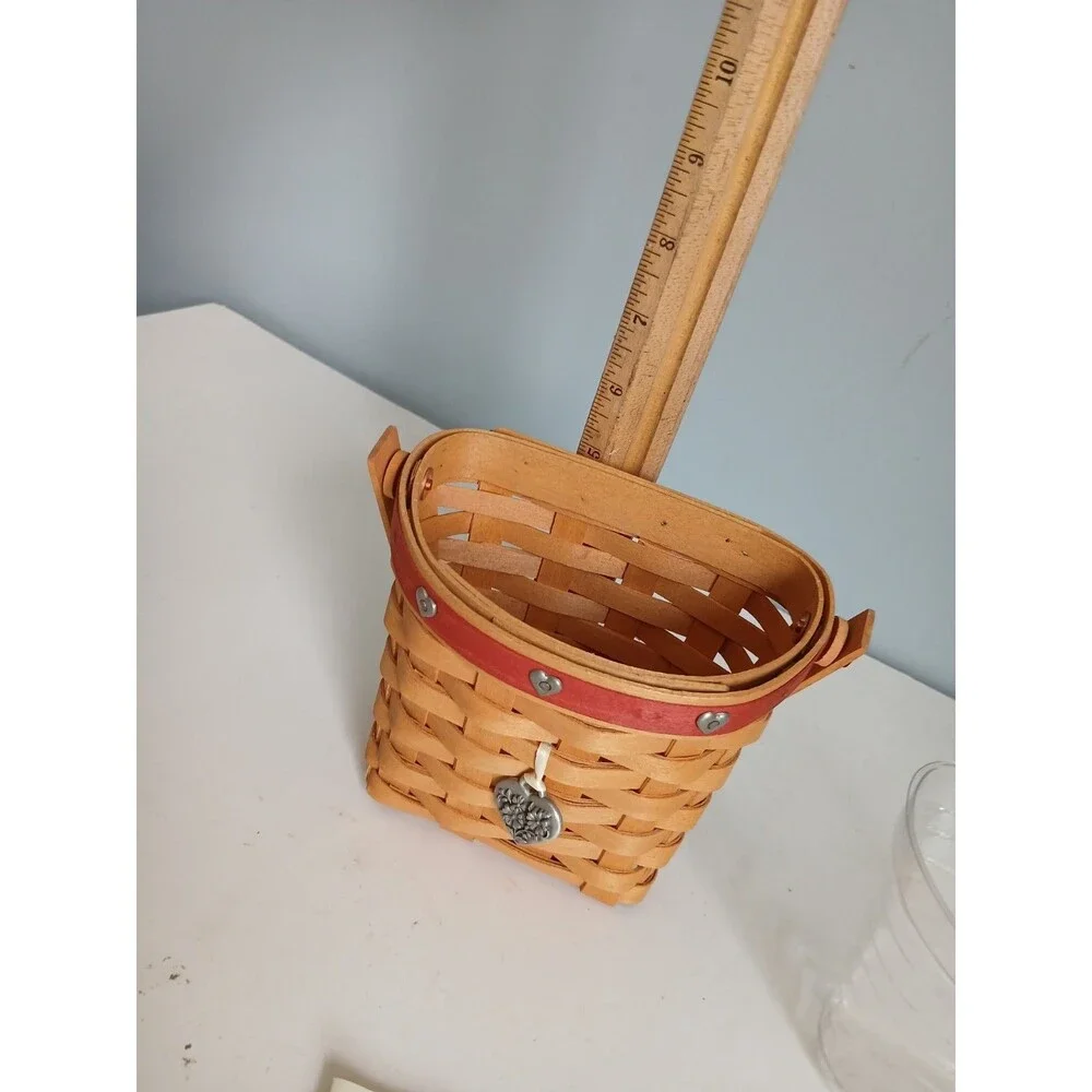 Longaberger 2001 Love Notes Basket W/ Liner & Tie On Heart Pamphlet